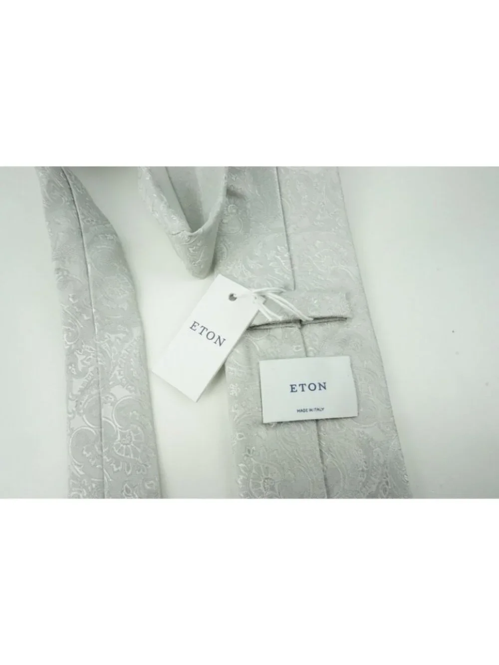 Eton silvery white
